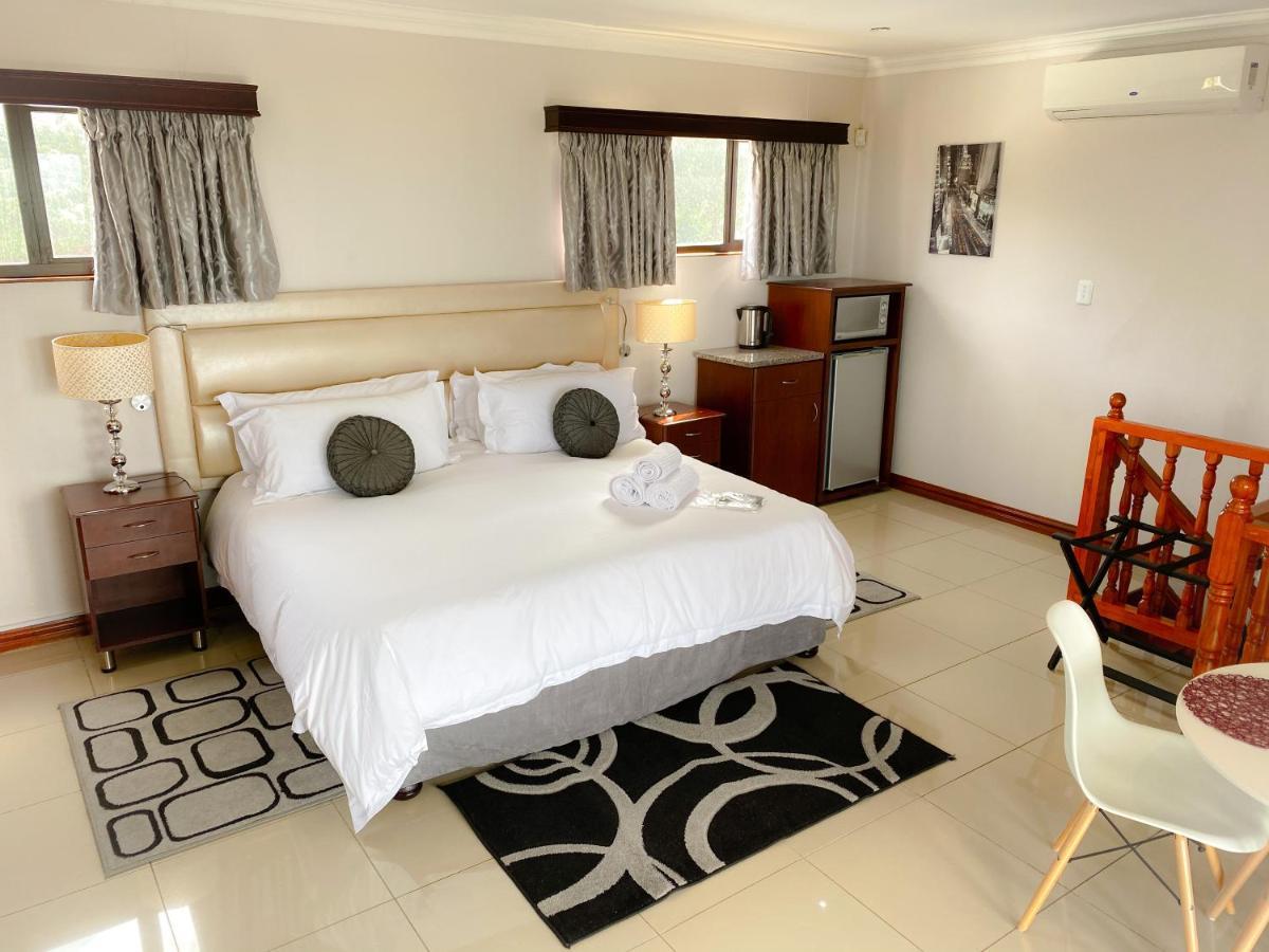 The Meritus Guest House Westville Exterior photo